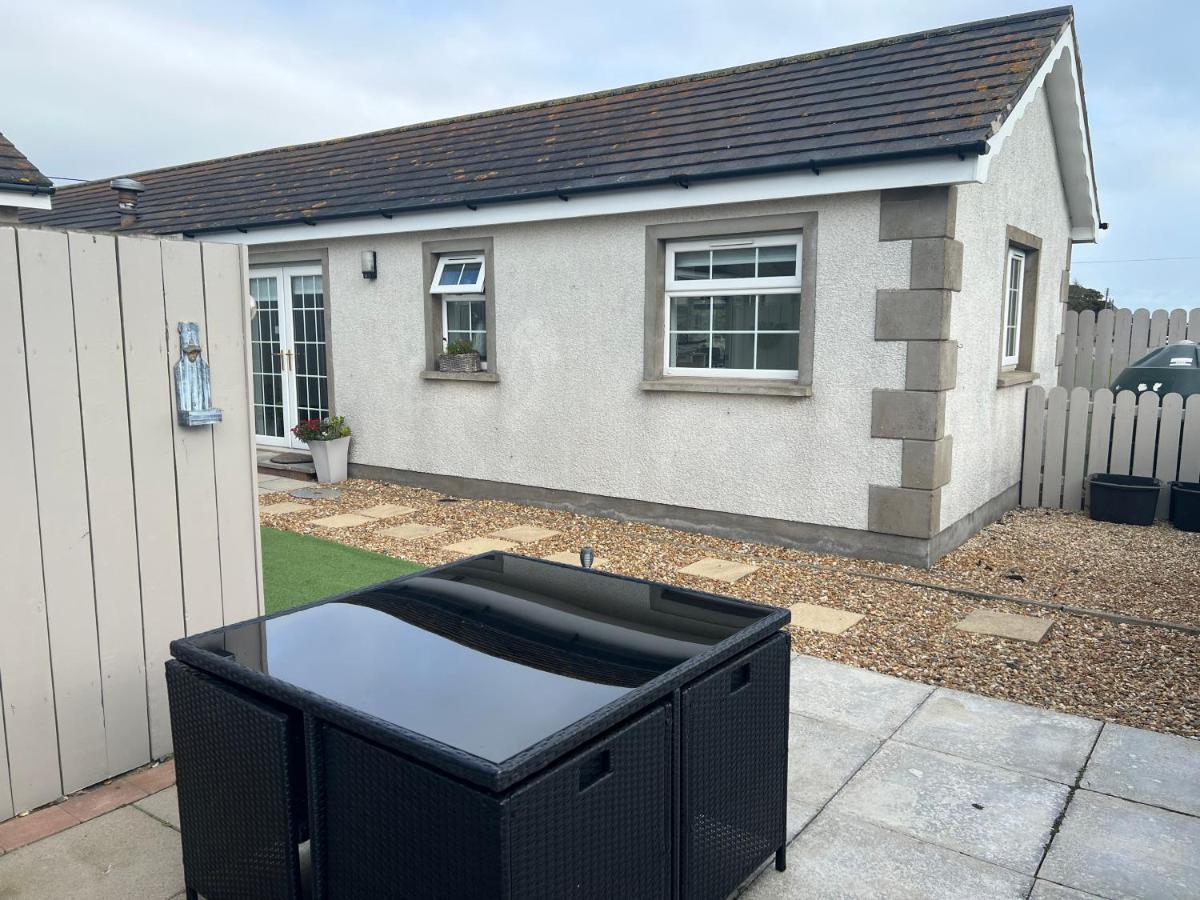 Kirkistown Smythe Cottage מראה חיצוני תמונה
