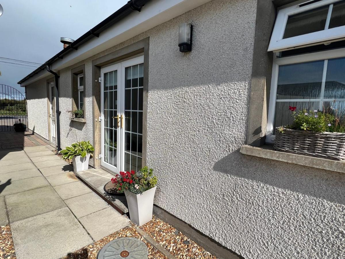 Kirkistown Smythe Cottage מראה חיצוני תמונה