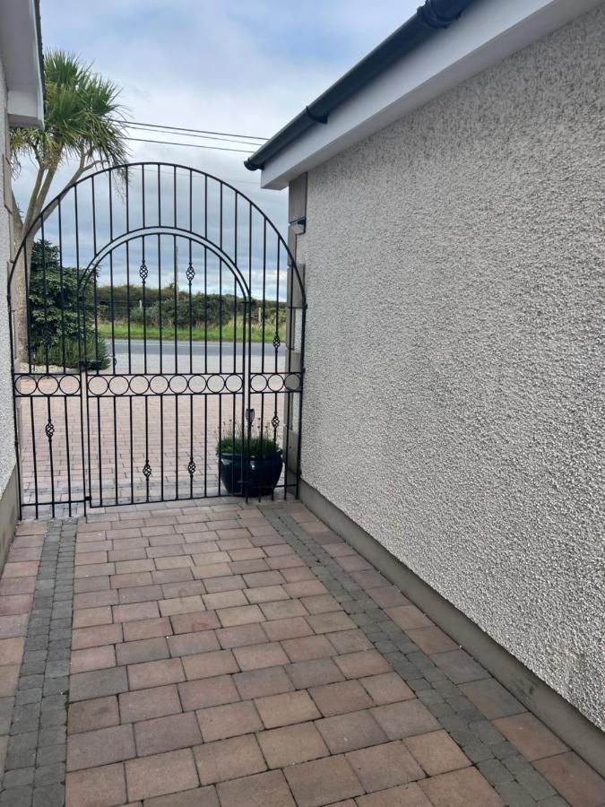 Kirkistown Smythe Cottage מראה חיצוני תמונה